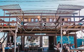 Mar de Fondo Hostel